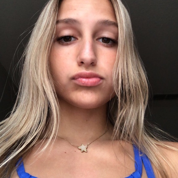 Meet your Posher, Tanya - Picture 1 of 1